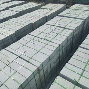 广东 芝麻白1.8公分火烧300*600地铺，清仓大甩卖