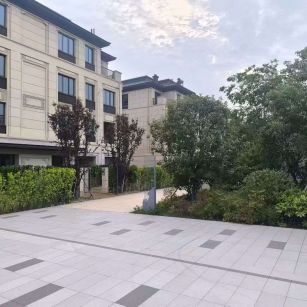 广东 芝麻白与芝麻白搭配铺装，尺寸1200*600