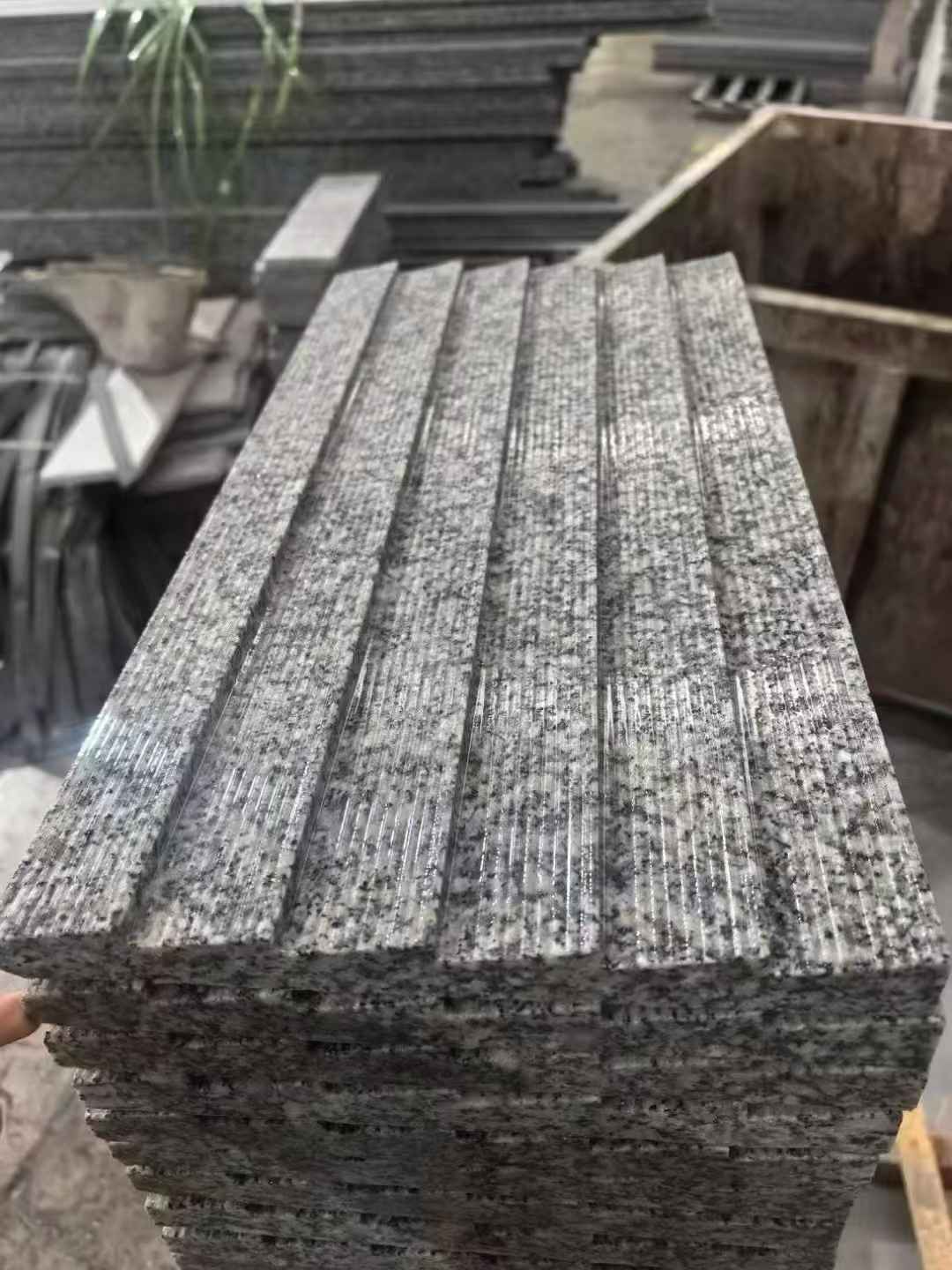 广东 狼牙石