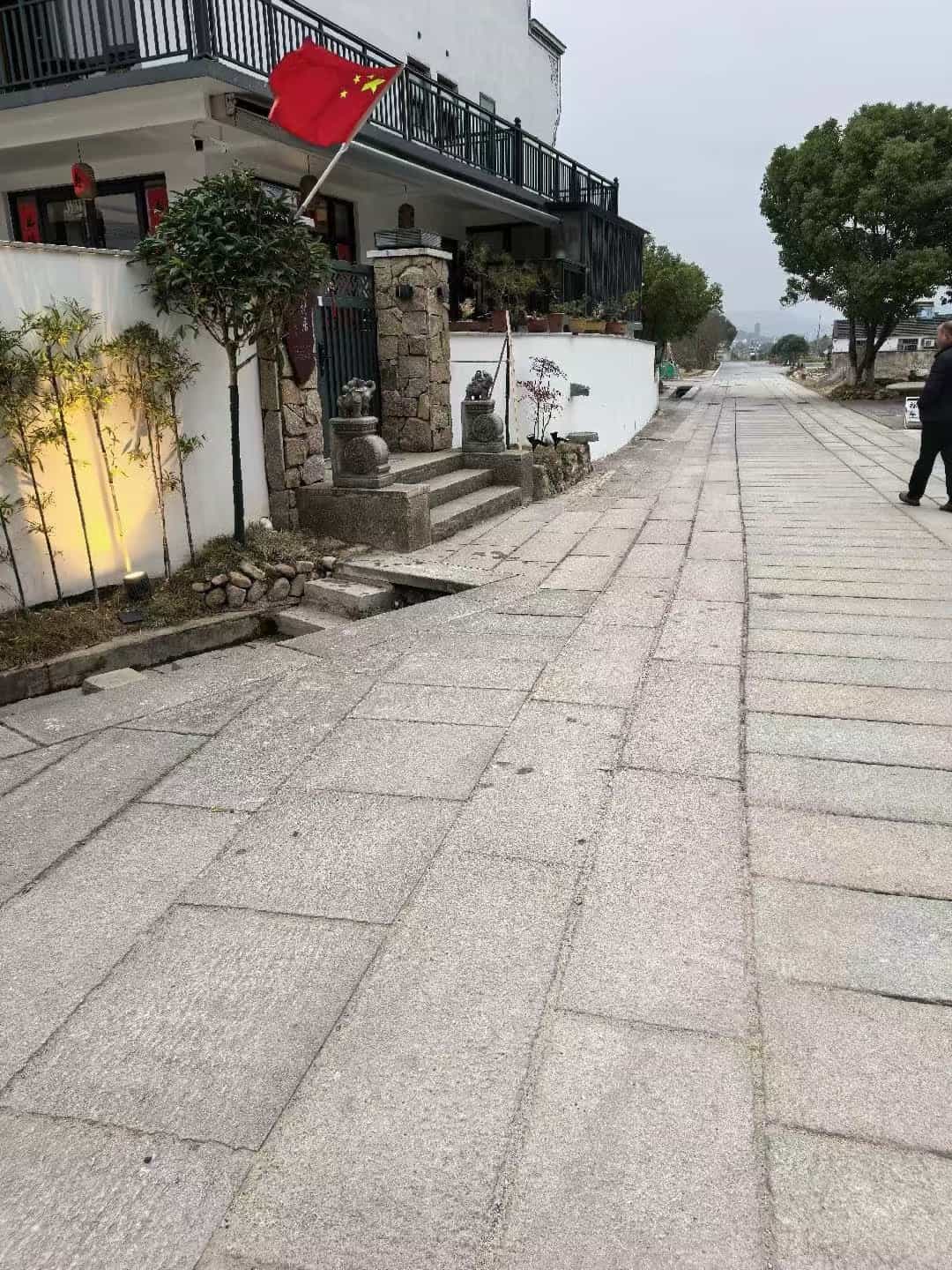 广东仿古石铺装效果
