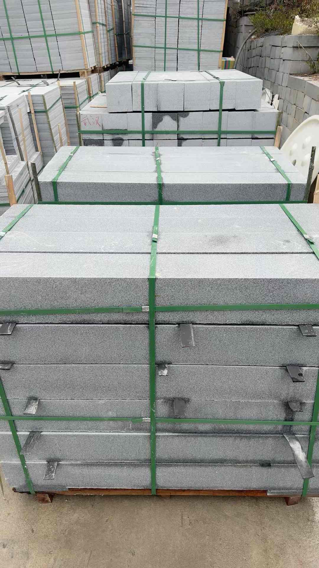 广东 芝麻灰机切面栏杆