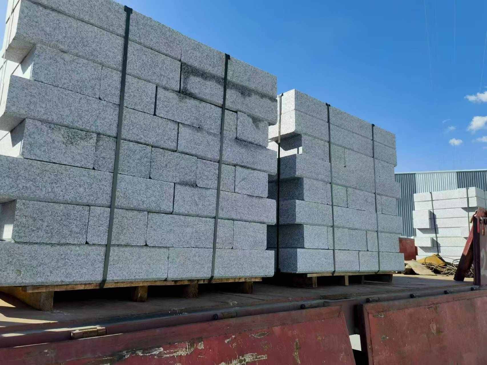 广东 路沿石装车出货