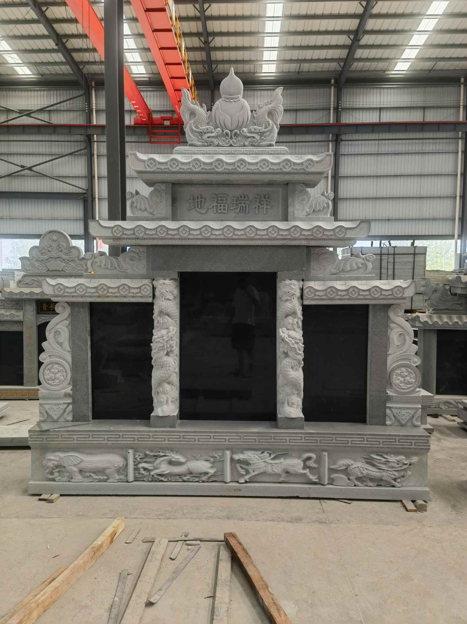 广东 芝麻灰高档墓碑、土墓，一套也支持定做