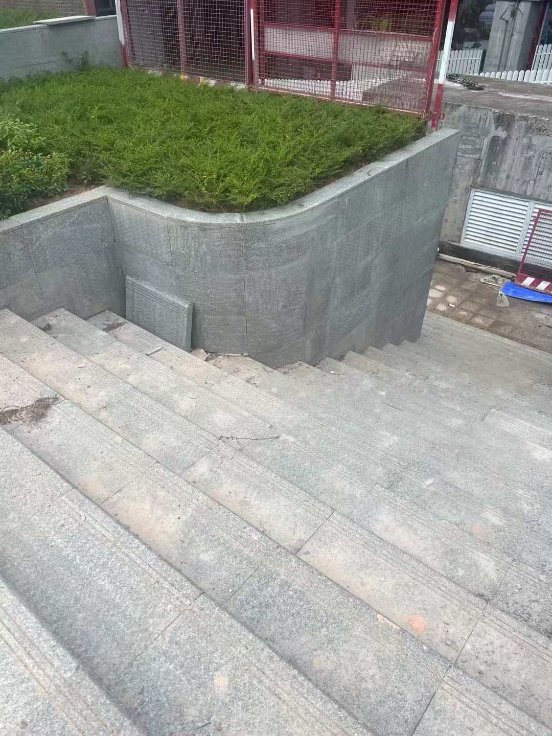 广东 芝麻黑火烧面铺装案例